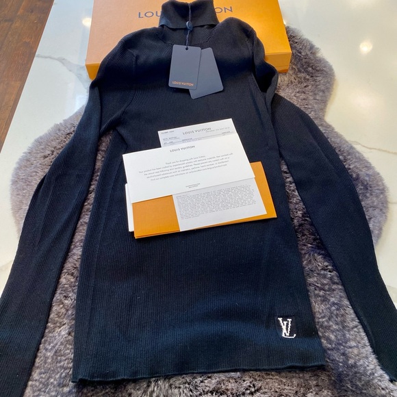 Louis Vuitton black turtleneck size large - Picture 6 of 8